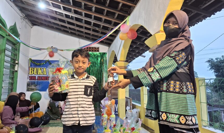 Buka Bersama TPA Al Muttaqin Sombron: Momen Motivasi untuk Rajin Mengaji