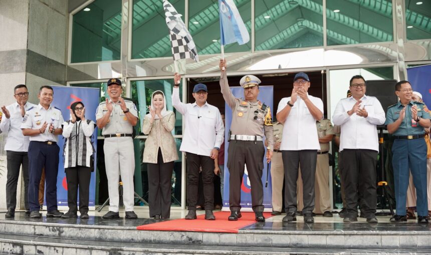 Menekraf Melepas Tim Peliputan Garuda TV di Arus Mudik dan Balik Lebaran 2025