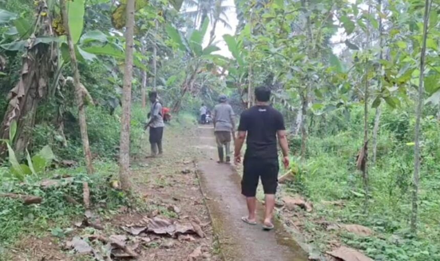 Gotong Royong, Napas Panjang Tradisi Dusun Sombron