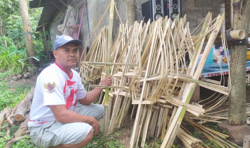 Ratusan Gunungan Pewayangan Hiasi Jalur Kirab Merti Dusun Sombron