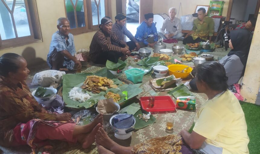 Hikmah Nyadran Kembang: Warisan Leluhur yang Tetap Terjaga di Sombron